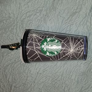 BNWT Halloween glow in the dark tumbler